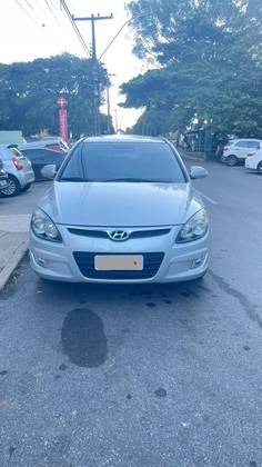 HYUNDAI I30 2.0 MPI 16V GASOLINA 4P MANUAL